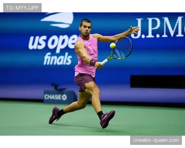 马德里网球公开赛：阿尔卡拉斯直落两盘击败辛纳，卫冕成功